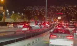 Bayraklı’da akşam trafiği kilitlendi: 10 dakikalık yol 1 saate çıktı