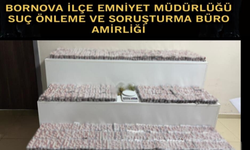 Bornova’da kapıcı dairesi zehir deposu çıktı: 29 bin sentetik hap ele geçirildi