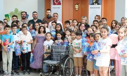 Buca’da geri dönüşümün en anlamlı hali: Kapaklar umuda dönüşüyor