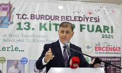 Başkan Tugay Burdur’da: Kültürel değişim Türkiye’nin geleceği için şart