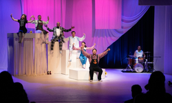 Don Kişot, İzmir'de kapalı gişe prömiyer yaptı