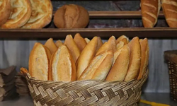 İzmirlileri 1 Nisan şakası güldürmeyecek: Ekmeğe yüzde 16,5 zam geliyor
