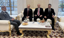 Erdoğan, Aşkabat’ta Putin, Caparov ve Şerif ile bir araya geldi
