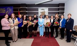 Narlıdere’de anlamlı panel: Genç Kadınlar Siyasetten Ne Bekliyor?