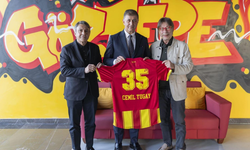 Dr. Cemil Tugay, Göztepe ve Karşıyaka'yı ziyaret etti