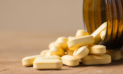 Kalp hastaları dikkat: Bilinçsiz ağrı kesici tüketimi kalp krizine sebep olur mu? Uzmanı açıkladı