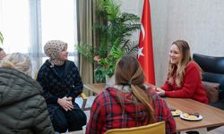 Konak'ta "Komşu Buluşmaları": 26 mahalle buluştu, talepler ilk elden dinlendi