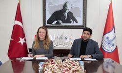 Konak’ta ‘Genç’ protokol: Uluslararası iş birliği için imza atıldı