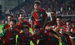 Karşıyaka ile Eskişehirspor zirve için karşılaşacak