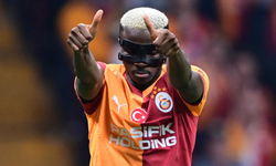 Galatasaray'da Osimhen şoku! Yıldız golcü kaç hafta yok?