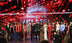SammyVit Klass Model’de Türkiye güzeli seçildi