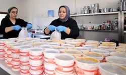 Seferihisar Belediyesi’nden sosyal belediyecilik örneği: Her gün 250 vatandaşa sıcak yemek