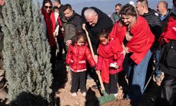Menemen Belediyesi binlerce fidan dikti: İyi ki Doğdun Bebek Hatıra Ormanı kuruldu