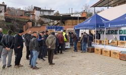 İzmir’de afetlerden etkilenen arıcılara “can suyu” desteği