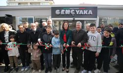 Karşıyaka’da coşkulu açılış: ‘Genç Yaka’ hizmete sunuldu