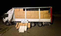 Bergama'da  6,5 Milyon TL’lik kaçak sigara jandarmaya takıldı