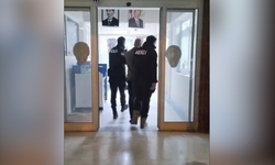 Hakkında 17 yılın üzerinde hapis cezası bulunan şahıs İzmir’de yakalandı