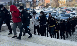 Ödemiş’te fuhuş operasyonu: 8 şüpheli tutuklandı