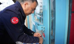 Torbalı’da tarihi geçmiş ürün satan 2 süpermarket 3 günlüğüne mühürlendi