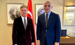 Devlet Opera ve Balesi Genel Müdürü Bedri Tan Sağtürk görevden alınmıştı: Bakan Danışmanı oldu