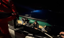 Seferihisar’da denizden yasa dışı geçiş: 16’sı çocuk 43 göçmen yakalandı