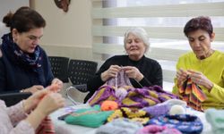 Konak Belediyesi’nin ileri yaş kursiyerlerinden Türkiye’nin dört bir yanına umut