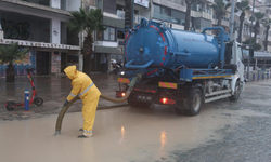 İzmir Büyükşehir Belediyesi ekipleri yağış için teyakkuzda