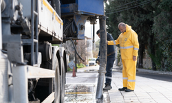 Yağış süresince Büyükşehir ve İZSU ekiplerinden anında müdahale