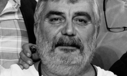 Karşıyaka tribünlerinin sevilen ismi Tuluğ Mor son yolculuğuna uğurland