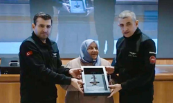 Selçuk Bayraktar’ın annesi Canan Bayraktar, Türkiye’nin ilk kadın bilgisayar programcılarından