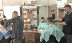 Dayanışma örneği: Berber ücreti sabitlendi, “Askıda tıraş” başladı
