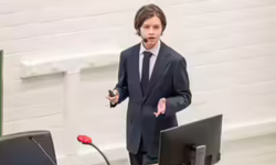 16 yaşındaki Belçikalı dahi Laurent Simons: Kuantum fiziğinde doktora başarısı ve insan yaşamını uzatma hedefi