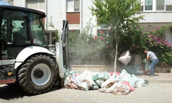 Moloz atana kaçış yok: Karşıyaka’da konteynerler kamerayla izlenecek