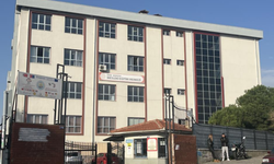 Bornova'da öğrencileri ders saatinde evine götürüp temizlik yaptıran öğretmene soruşturma açıldı