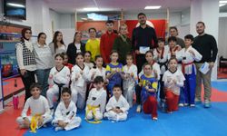 Seferihisarlı taekwondoculara Türkiye Şampiyonası öncesi psikolojik destek