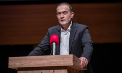 Başkan Vekili Yıldır'dan trafik eleştirisine net yanıt: İzmir masal değil, hizmet istiyor