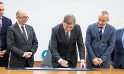 İzmir Büyükşehir’in yeni hizmet binası için imzalar atıldı: İnşaat süreci başlıyor