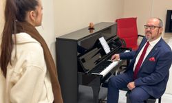 İzmir’de konservatuvar hayali kuran gençler sınavda ter döktü: 154 başvuru alındı