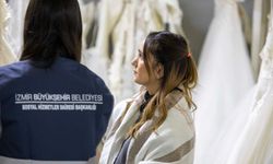 İzmir Büyükşehir’den genç çiftlere evlilik desteği: Gelinlikten ev tekstiline ücretsiz hizmet