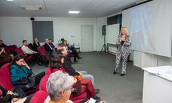 Karşıyaka’da Medeni Kanun’un 100'üncü yılına özel konferans düzenlendi