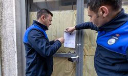 Karşıyaka’da merdiven altı imalathaneye baskın: Sağlıksız üretim yeri mühürlendi