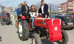 CHP’li Solakoğlu ve Güç’ten Ödemiş’te üretici buluşması