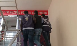 37 yıl hapis cezasıyla aranan hükümlü Karabağlar’da yakalandı