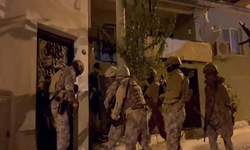 İzmir’de FETÖ operasyonu: 12 gözaltı