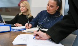 Menemenli gençlere YKS desteğine devam