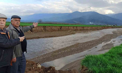Ödemiş’te baraj tahliyesi sele yol açtı: Tarlalar zarar gördü
