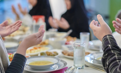 Dr. Öğretim Üyesi Yağmur, "Oruç, bireyin kendini inşasıdır"