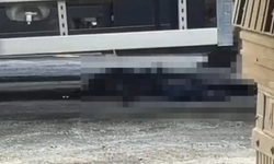 Menemen’de feci kaza: Tırın altında kalan şoför hayatını kaybetti