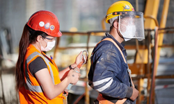 İş güvenliği hizmeti alırken nelere dikkat edilmeli? Egeli OSGB yanıtlıyor