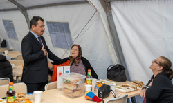 İzmir’de adalet ve dayanışma buluştu: Yükümlüler mutfakta, ihtiyaç sahipleri sofrada